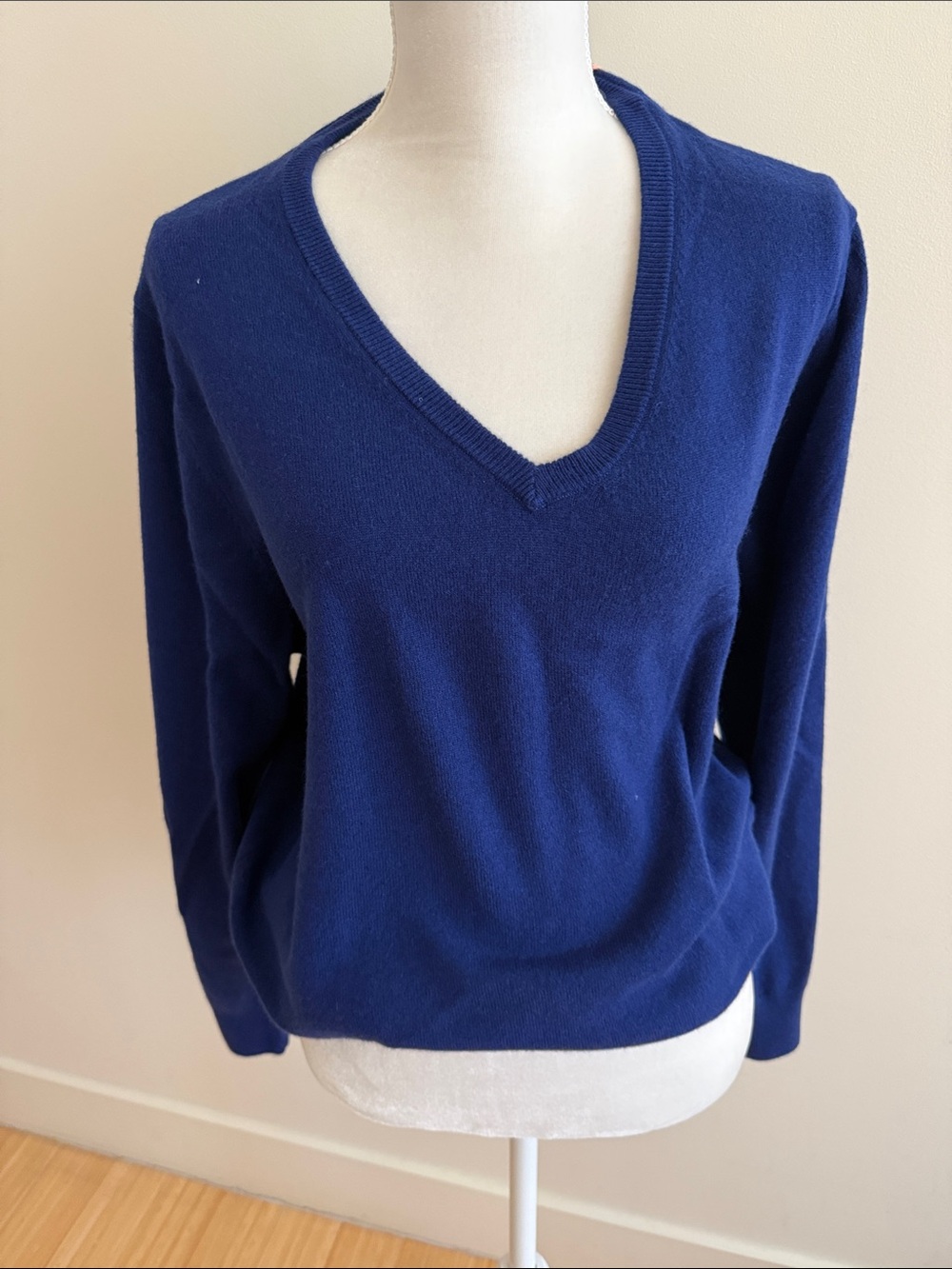 Quince Navy V-Neck Sweater